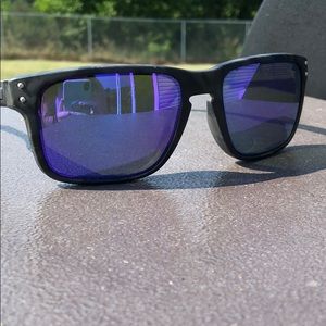 Oakley Holbrook sunglasses